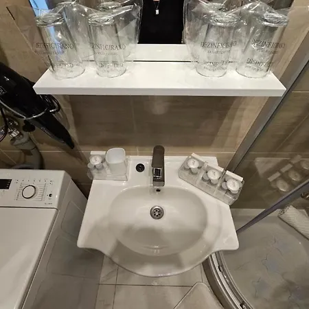 Splitpodstrana Adria *