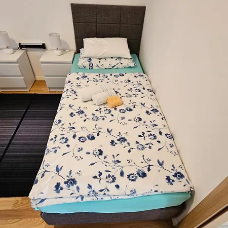 Apartment Splitpodstrana Adria *