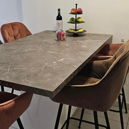 Splitpodstrana Adria Podstrana